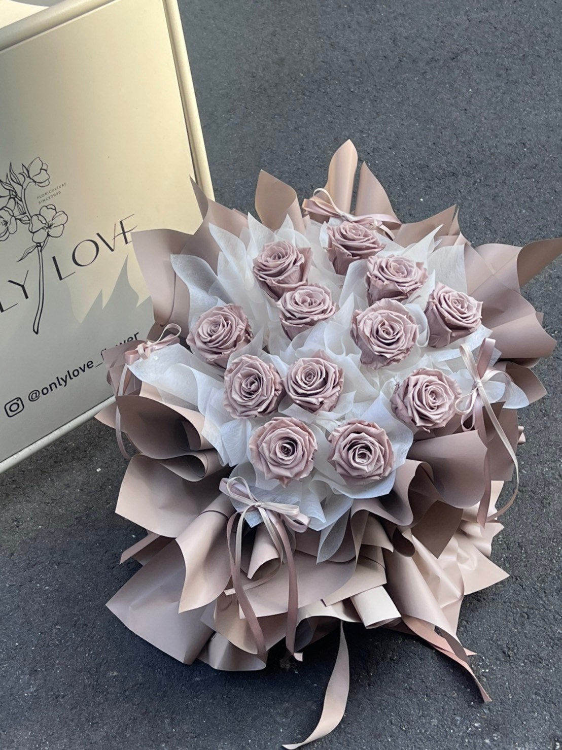  |永生花  | 奶茶色公主永生花束